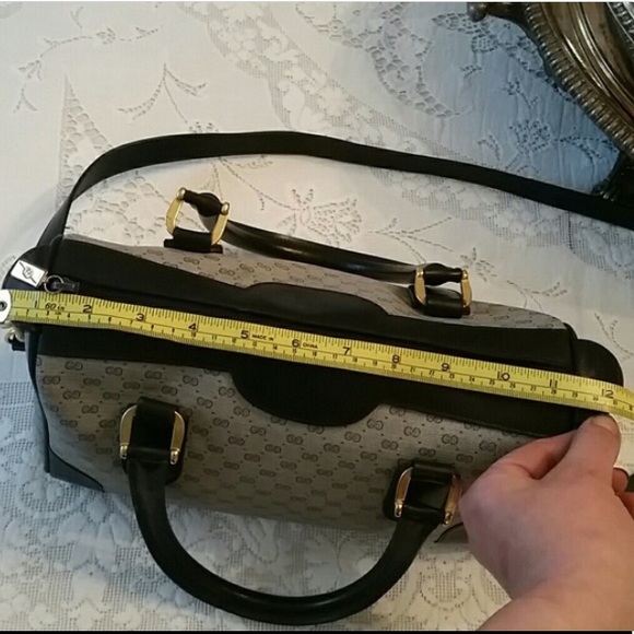 GUCCI VINTAGE SET (Purse,Wallet,Strap & Case) - Picture 5 of 8